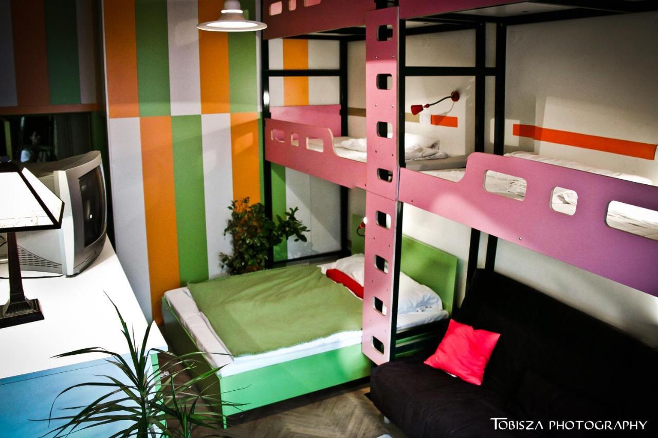 Center Hostel *