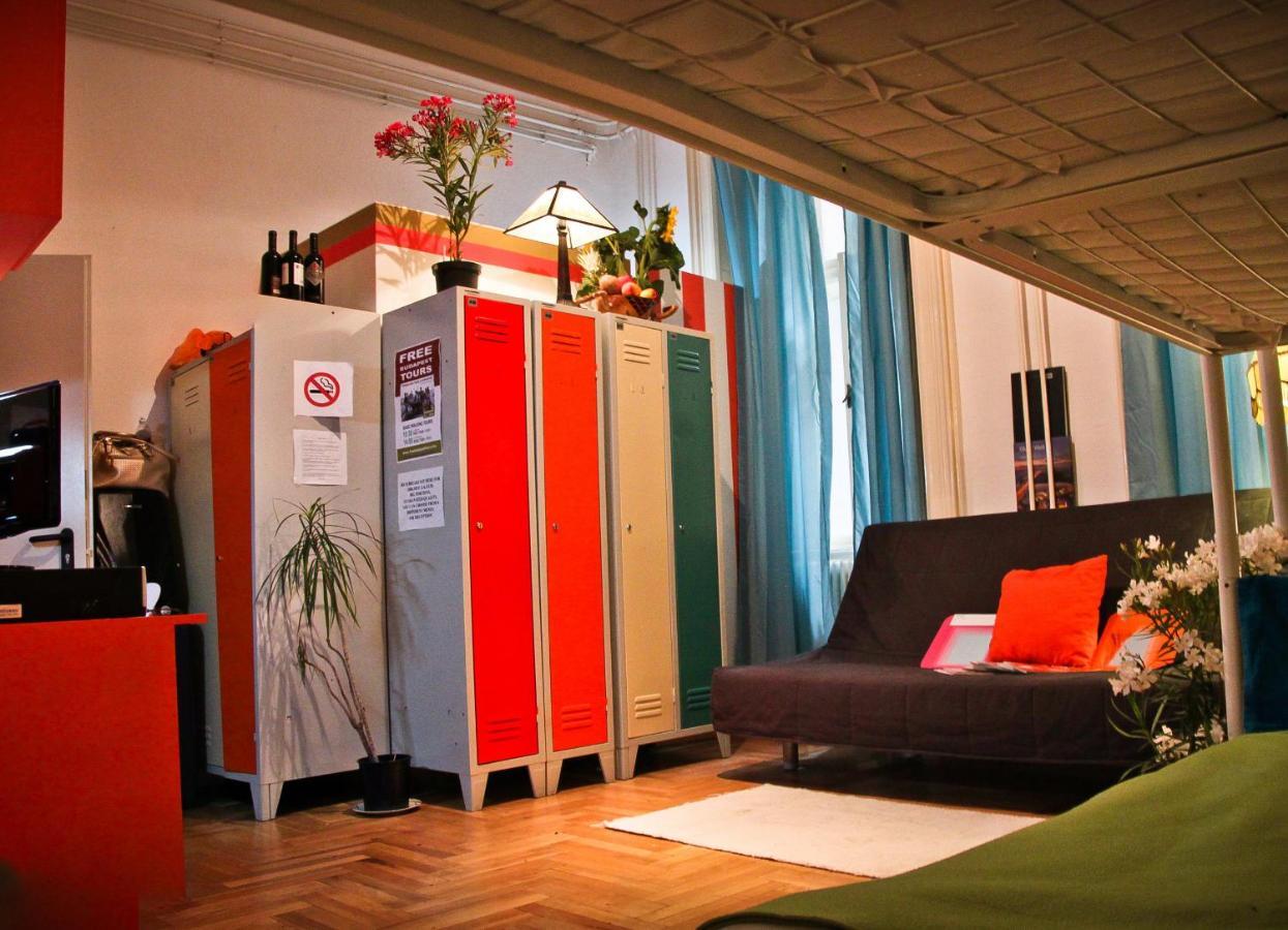 Hostel Center *